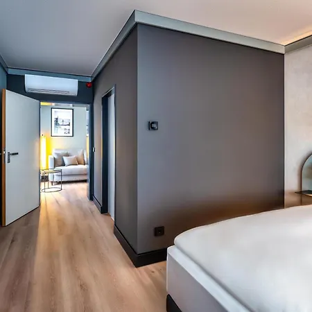 Radisson Center Hotel