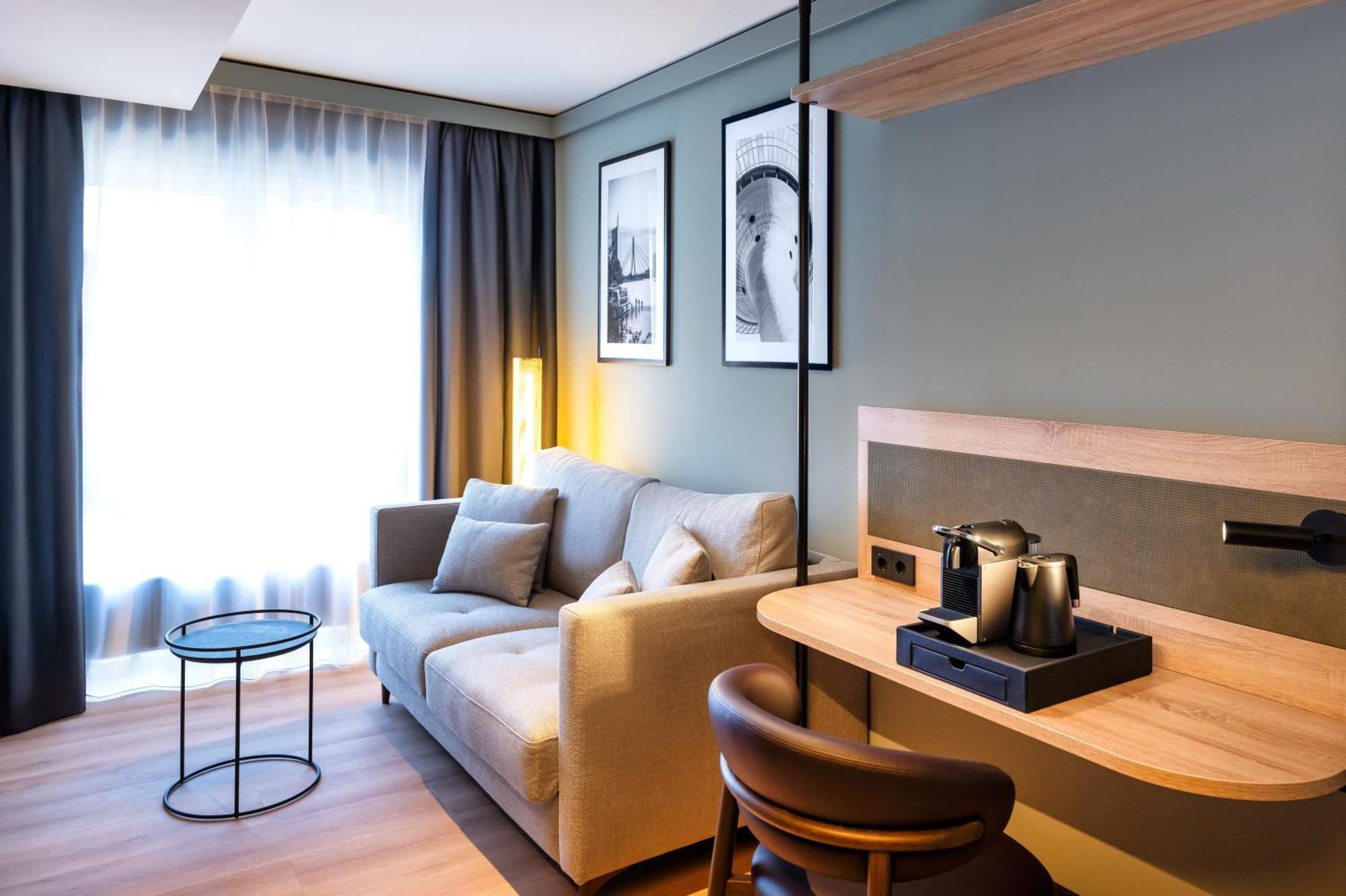 Radisson Center Hotel