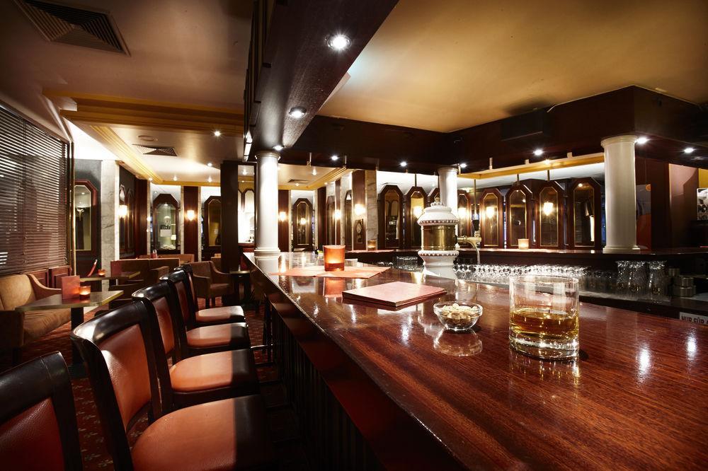 Radisson Center Hotel