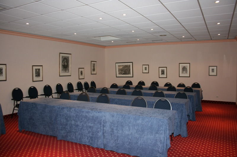 Radisson Center Hotel 3*