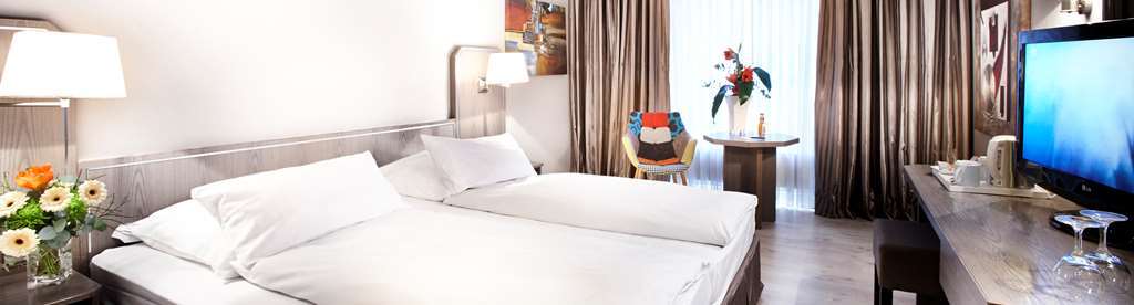 Radisson Center Hotel