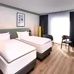 Hotel Düsseldorf City by Tulip Inn